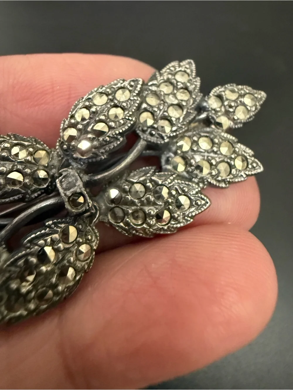 Vintage Unsigned Art Deco Marcasite Floral Leaf Brooch